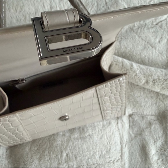 Balenciaga hourglass bag - Picture 3 of 8